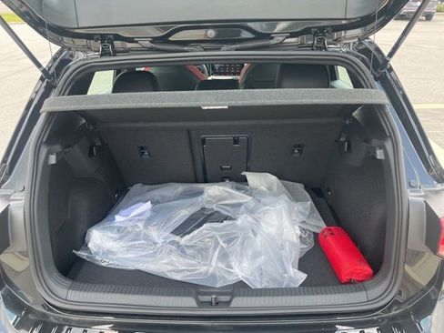New 2025 Volkswagen GTI SE image 25