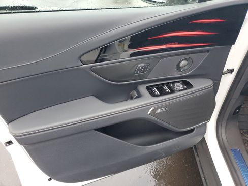 New 2026 Lincoln Nautilus Premier w/ Equipment Group 102A image 8