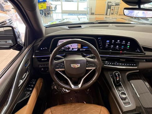 Used 2021 Cadillac Escalade Sport w/ Driver Assist Tech Package AWD/4WD image 12