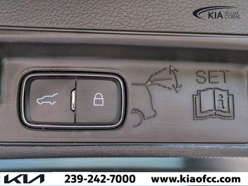 Used 2022 Ford Explorer ST w/ Equipment Group 401A image 13