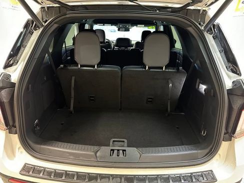 Used 2025 Ford Explorer ST-Line w/ Premium Package AWD/4WD image 22