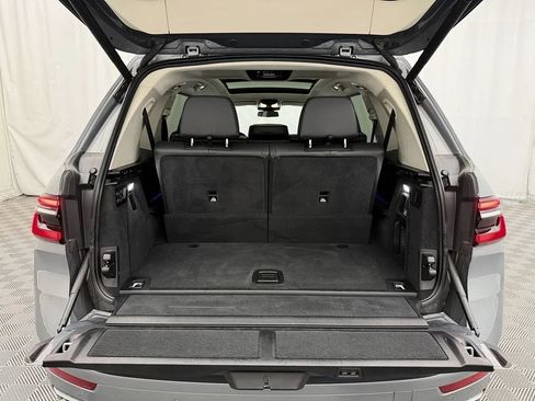 Used 2023 BMW X7 xDrive40i w/ Premium Package AWD/4WD image 59