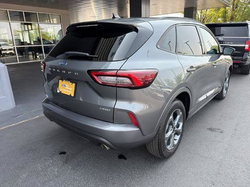 Certified 2023 Ford Escape ST-Line AWD/4WD image 10