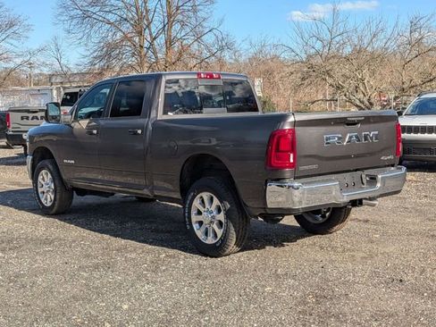 New 2026 RAM 2500 Big Horn AWD/4WD image 5