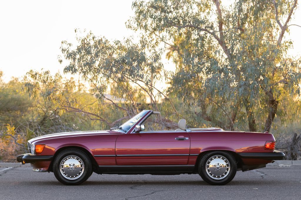 Used 1989 Mercedes-Benz 560 SL image 28