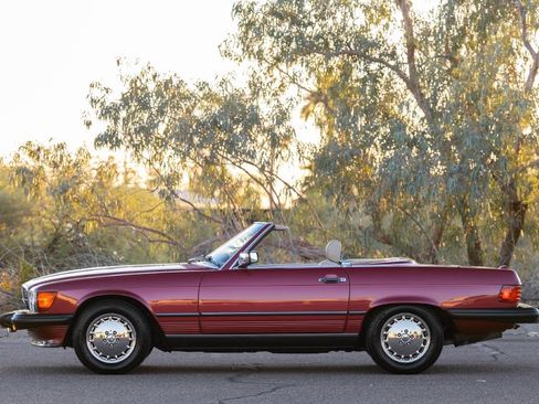 Used 1989 Mercedes-Benz 560 SL image 28