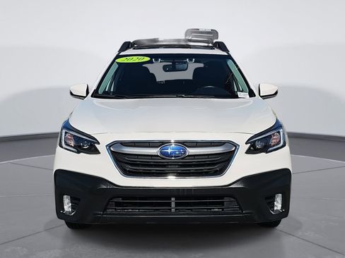Used 2020 Subaru Outback Premium image 8