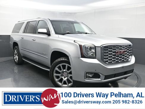 Used 2020 GMC Yukon XL Denali image 1