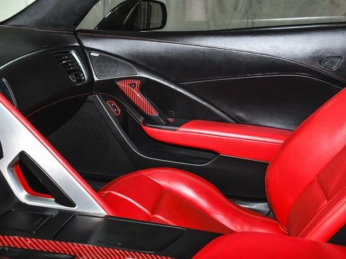 Used 2015 Chevrolet Corvette Z06 w/ 3LZ Preferred Equipment Group image 52