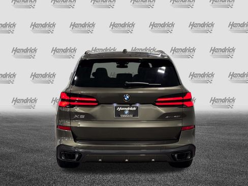 New 2026 BMW X5 xDrive40i w/ M Sport Package AWD/4WD image 7