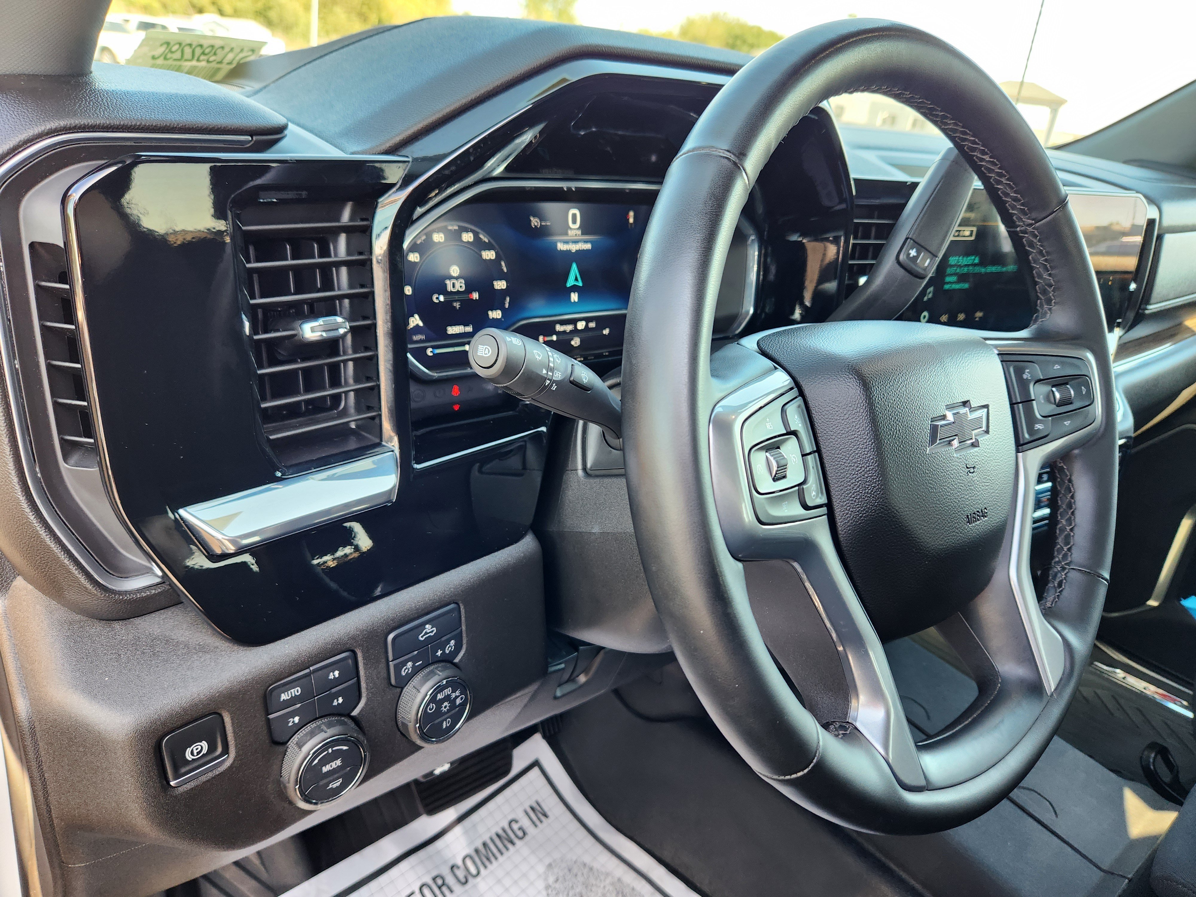 Used 2025 Chevrolet Silverado 1500 RST AWD/4WD image 25