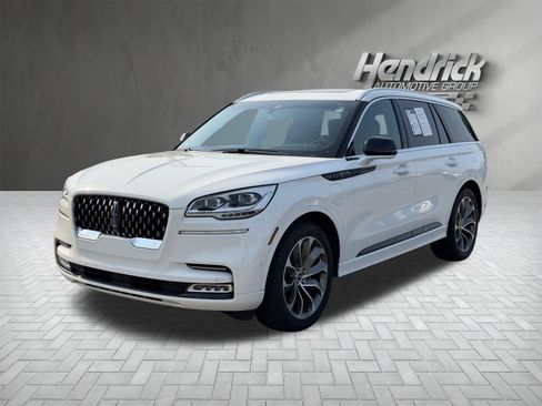 Used 2021 Lincoln Aviator Grand Touring w/ Equipment Group 302A AWD/4WD image 5