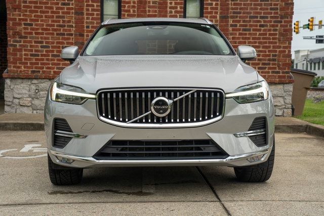 Used 2024 Volvo XC60 B5 Plus w/ Protection Package Premier AWD/4WD image 2