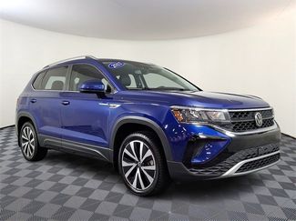 Used 2023 Volkswagen Taos SE video 1