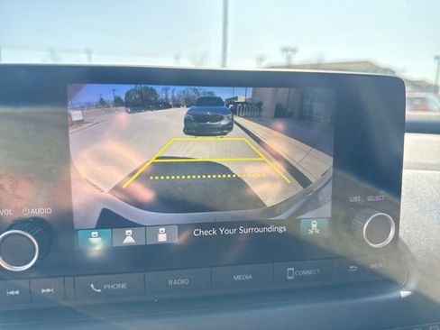 Certified 2023 Honda HR-V Sport image 16