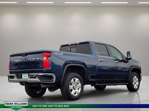 Used 2020 Chevrolet Silverado 2500 LTZ w/ LTZ Premium Package AWD/4WD image 4