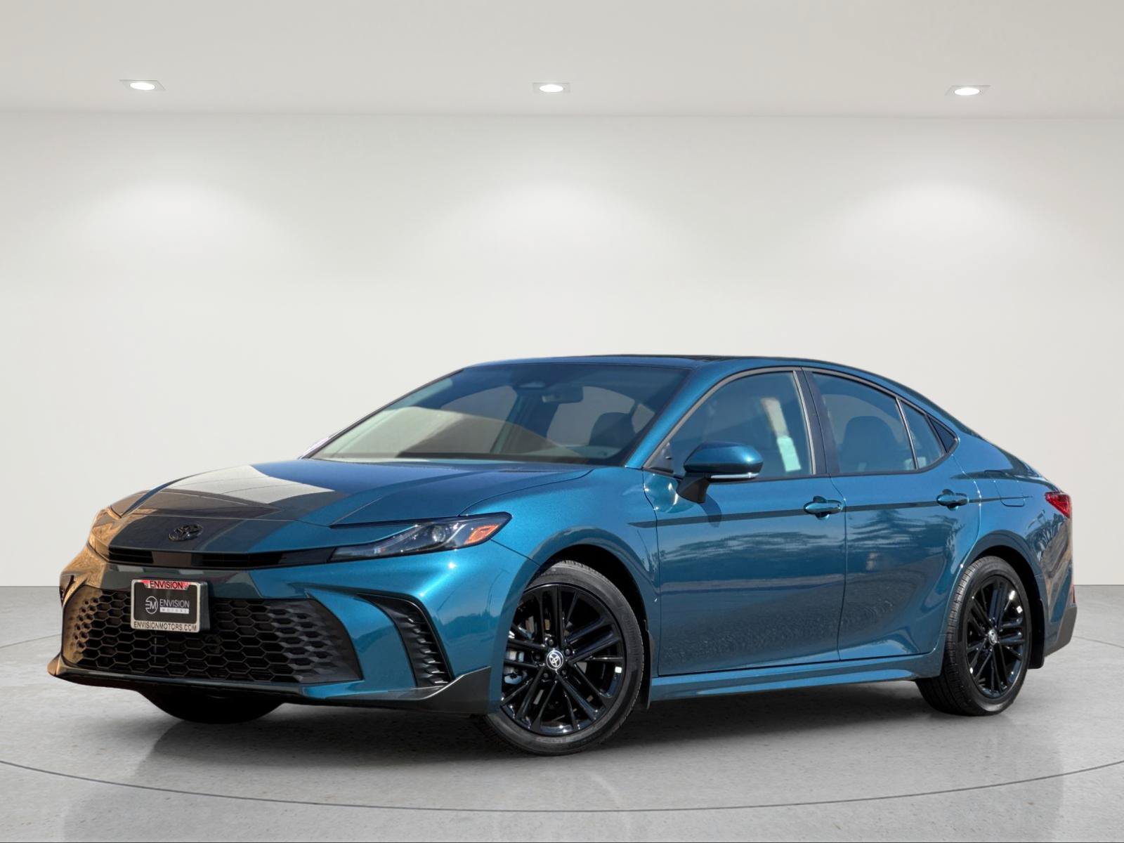 Used 2026 Toyota Camry SE w/ Multimedia Upgrade Package FWD image 2