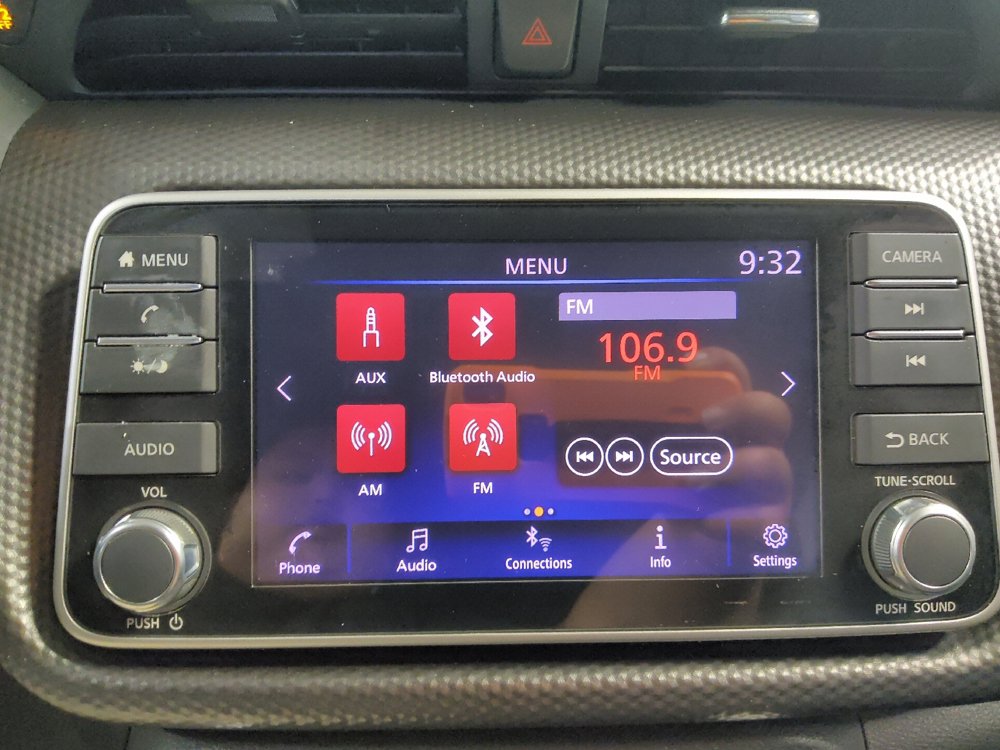 Used 2019 Nissan Kicks SV FWD image 25
