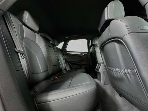 Certified 2026 Porsche Macan image 27