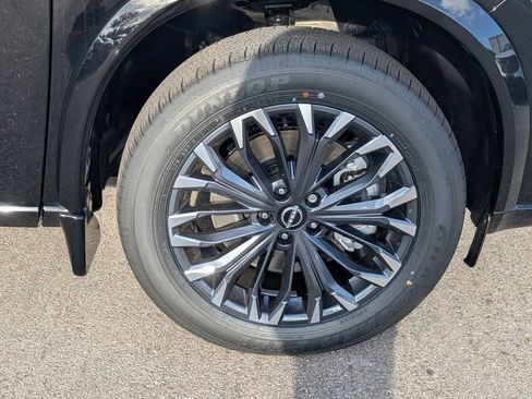 New 2026 Nissan Rogue Platinum w/ Tech Package AWD/4WD image 9