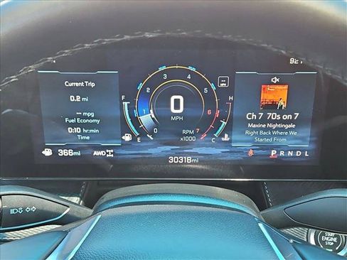 Used 2025 Chevrolet Equinox LT AWD/4WD image 17