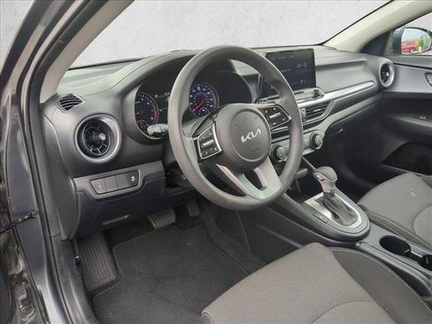 Used 2022 Kia Forte LXS FWD image 10