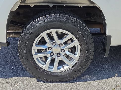 Used 2020 Chevrolet Silverado 1500 LT w/ All-Star Edition AWD/4WD image 7