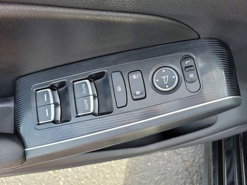 Certified 2024 Honda Civic Sport Touring image 22