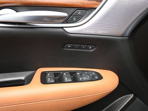 Certified 2023 Cadillac XT5 Premium Luxury AWD/4WD image 10