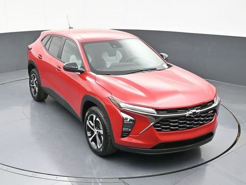 New 2026 Chevrolet Trax RS w/ Driver Confidence Package FWD image 60