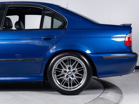 Used 2001 BMW M5 RWD image 9