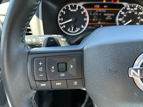 Used 2026 Nissan Rogue SV FWD image 26