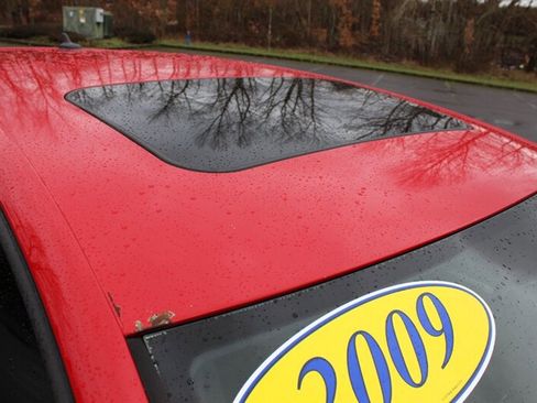 Used 2009 Volkswagen GTI 2-Door image 18