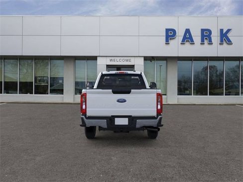 New 2026 Ford F250 XL w/ XL Chrome Package image 6