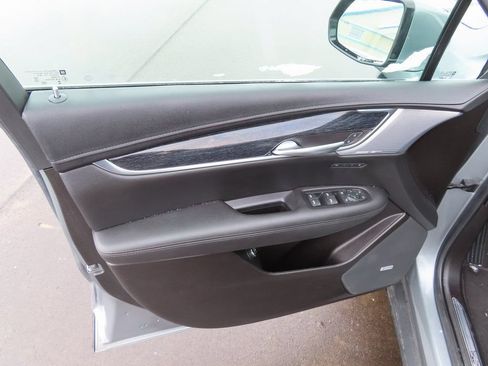 Used 2023 Cadillac XT5 Premium Luxury AWD/4WD image 32