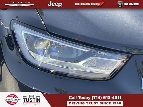 New 2026 Chrysler Pacifica Select FWD image 7