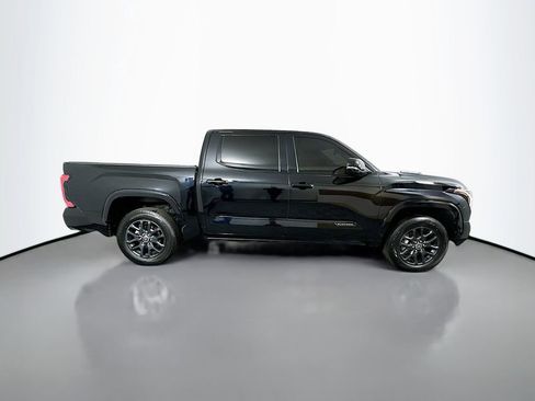 Used 2023 Toyota Tundra Platinum image 4