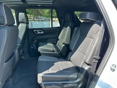 Used 2023 Chevrolet Tahoe Premier AWD/4WD image 26