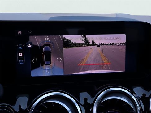 New 2026 Mercedes-Benz GLA 250 4MATIC image 43