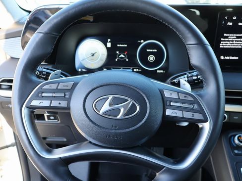 Used 2023 Hyundai Palisade Limited image 32