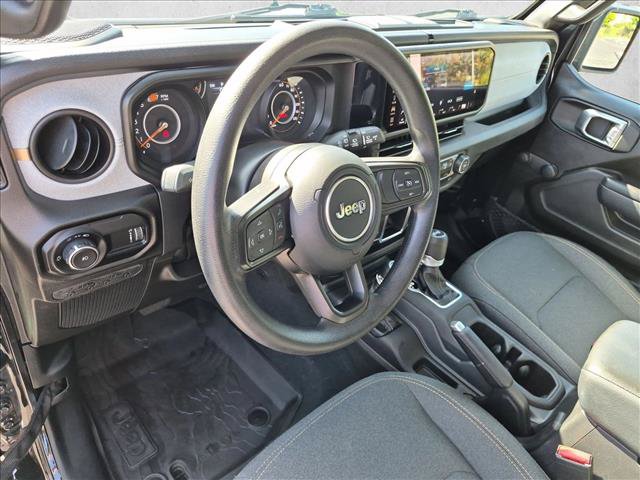 Used 2024 Jeep Wrangler Sport AWD/4WD image 10