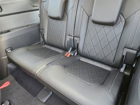 New 2025 Volkswagen Atlas SEL Premium R-Line image 29