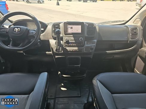 Used 2025 RAM ProMaster 2500 w/ Convenience Group FWD image 17