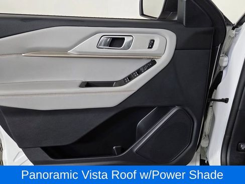 Used 2025 Ford Explorer Active w/ Active Comfort Package image 15