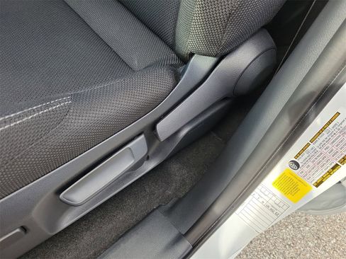 Used 2025 Toyota 4Runner SR5 image 16