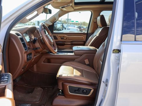 Used 2019 RAM 1500 Limited AWD/4WD image 9