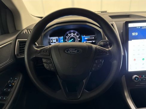 Used 2022 Ford Edge SE w/ Black Appearance Package AWD/4WD image 17