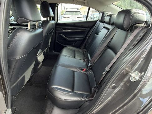 Used 2021 MAZDA MAZDA3 s FWD image 24