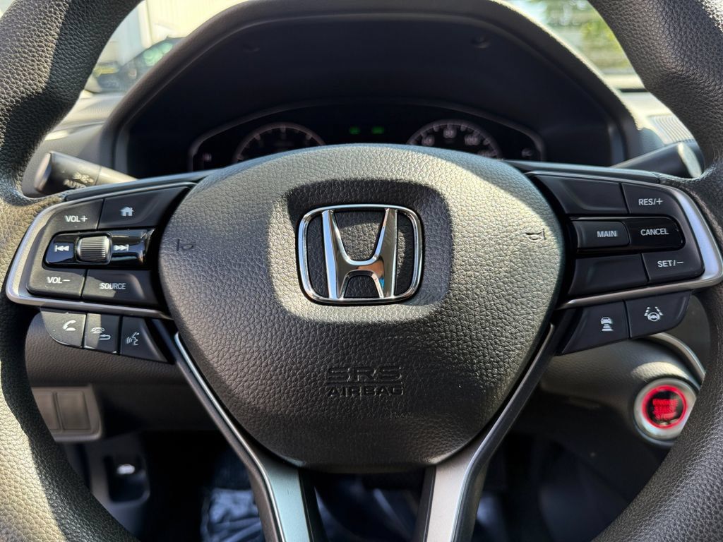 Used 2019 Honda Accord LX image 18