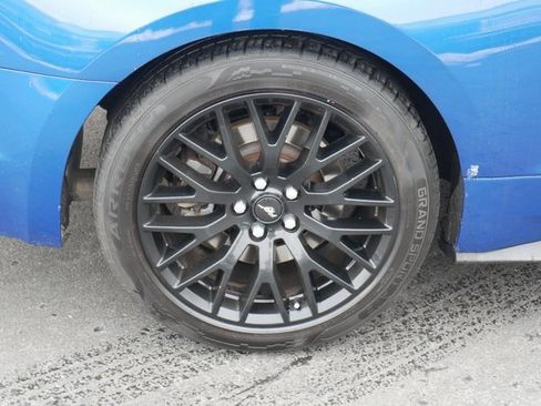 Used 2017 Ford Mustang GT image 9